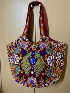 【インド製】可愛い刺繍ショルダーバッグ　民芸品