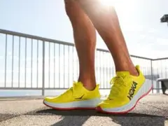 HOKA ONE ONE カーボンX2 イエロー