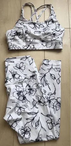 ティゴラ　ヨガウェア　L 上下セット