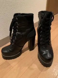 ZARA woman編み上げブーツ太ヒール