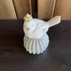 鳥の置き物