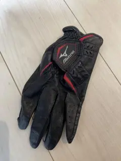 Mizuno ゴルフグローブ 黒/赤　左手
