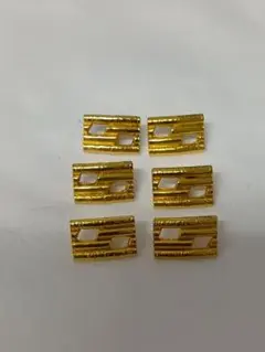 金ボタン