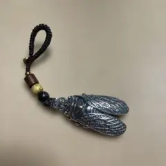セミ　飾り　ペンダント