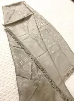 ルイヴィトンの大判ショール⭐︎人気のベージュ!!!即日配送✴︎送料込み!!!