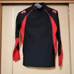 UNDER ARMOUR MD 長袖アンダーシャツ ブラック/レッド