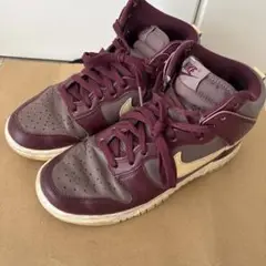 NIKE DUNK HI PALE VANILLA ナイキ ダンク ペールバニラ