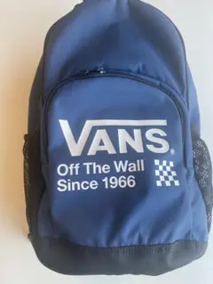 海外で購入　新品　VANS ネイビーリュック オフ・ザ・ウォール