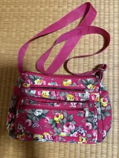 ピンク花柄ショルダーバック
