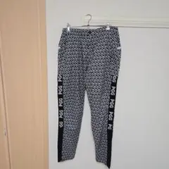 PGGパンツ