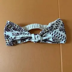 Item thumbnail for item 9086b2d7-9d34-47e6-8f7b-1d9983aeaaac