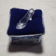 ディズニーランド　シンデレラ ガラスの靴 缶