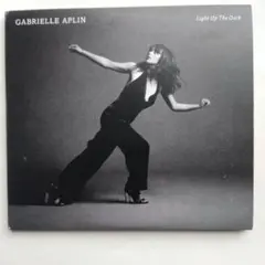Gabrielle_Aplin／Light_Up_The_Dark２枚組
