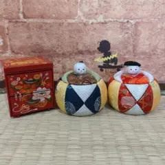 いづめこ＆レトロなミニ鏡付き入物