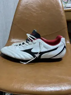 Mizuno サッカーシューズ ホワイト/ブラック/レッド