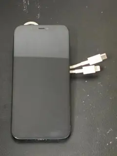iPhone 12 256GB ブラック（SIMロック解除済み）背面割れあり