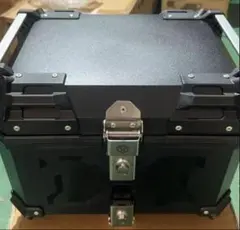 Item thumbnail for item 8704e770-bb03-4d69-bf7b-3101d73a0d05