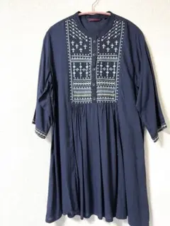 インドで購入 RANGMANCH ネイビー刺繍チェニック 七分袖 L