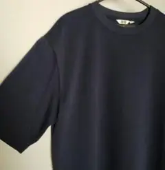 UNIQLO AIRismネイビー Tシャツ　五分丈