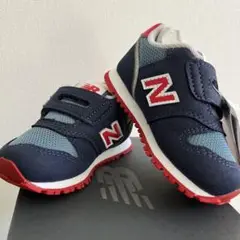 ニューバランス　ベビーシューズ　12cm