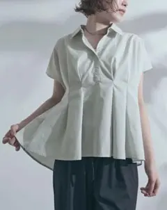 ウエストタック半袖ブラウス