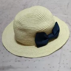 リボン付きクリーム色麦わら帽子 52cm