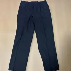 ダークグレー スラックス