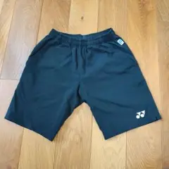 ヨネックス 黒 ハーフパンツ