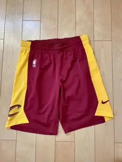 NIKE、バスパン