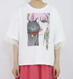 スカラー　scolar 152705：ネコと女の子の自撮り柄 レース切替Tシャツ