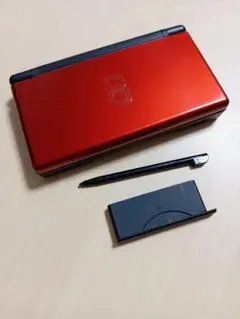 レッド ニンテンドーDSi 本体
