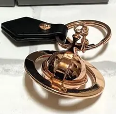 Vivienne Westwood 3Dオーブ キーホルダー