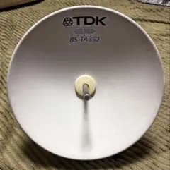 ジャンク　TDK BS-TA502　BSアンテナ　ベランダ固定 ジャンク TDK BS-TA502 BSアンテナ ベランダ固定 - メルカリ