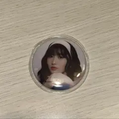 モモ haute couture 缶バッジ