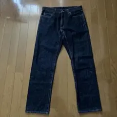 ※値下げ【定番】UNIQLOレギュラーフィットジーンズ31