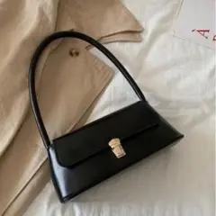 バッグ　ブラック黒　かばん　フォーマル　パーティー　普段使い　カジュアル