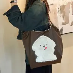 犬の顔刺繍ブラウントートバッグ　可愛い　お洒落　個性的　カジュアル　新品　未使用