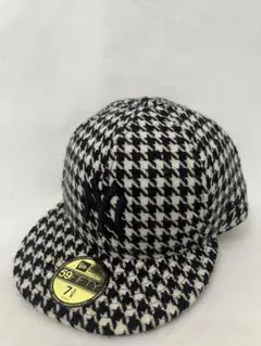 【NEW ERA】ニューヨーク・ヤンキース　キャップ ベージュ　ブラック