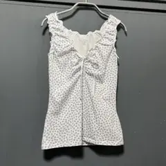 brandy melville 小花柄タンクトップ