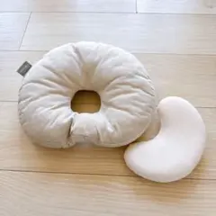 エスメラルダ ドーナツ枕　グレージュ　無地