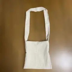 オフホワイト ショルダーバッグ サコッシュ