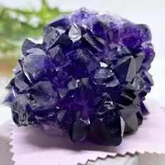 【天然石】高品質！ウルグアイ産 お花のアメジスト