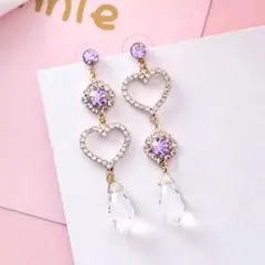 新品未使用！ハート チャーム 揺れる ピアス