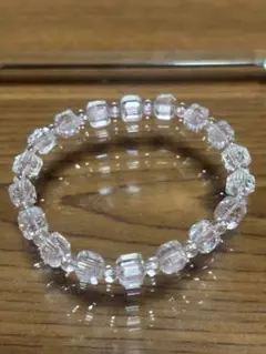 天然石水晶デザインブレスレット