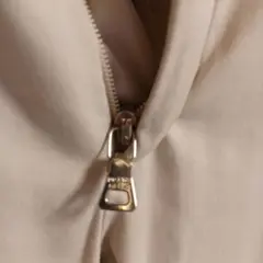 プラダのパンツ【クリーニング済み】サイズ46