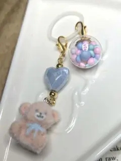 Item thumbnail for item f427b6ec-1468-492d-85a0-4c9f2f60d486