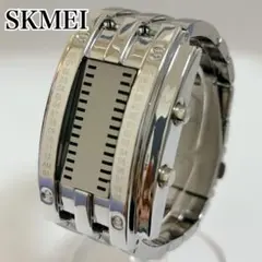 SKMEI デジタル腕時計 LEDライト表示 シルバー 稼働品 美品 見づらい？