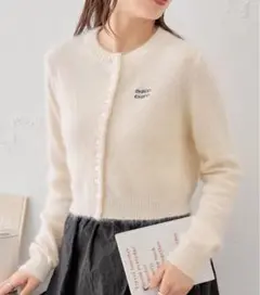 Chico ニット　アンゴラ刺繍入りカーディガン