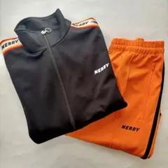 NERDY セットアップ　Lサイズ　ブラック　オレンジ　サイドライン　裾ジップ NERDY セットアップ Lサイズ ブラック オレンジ サイドライン 裾