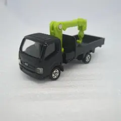 トミカ 日野デュトロ クレーン付きトラック 黒 非売品